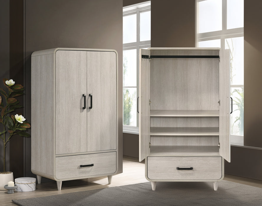 Nyomi White Bedroom Collection